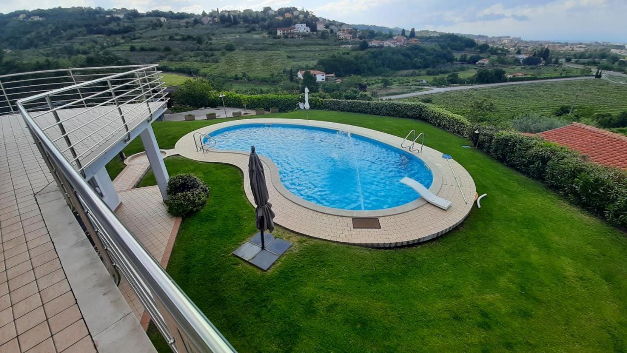 Relax Vila Kampel Koper Ngoại thất bức ảnh