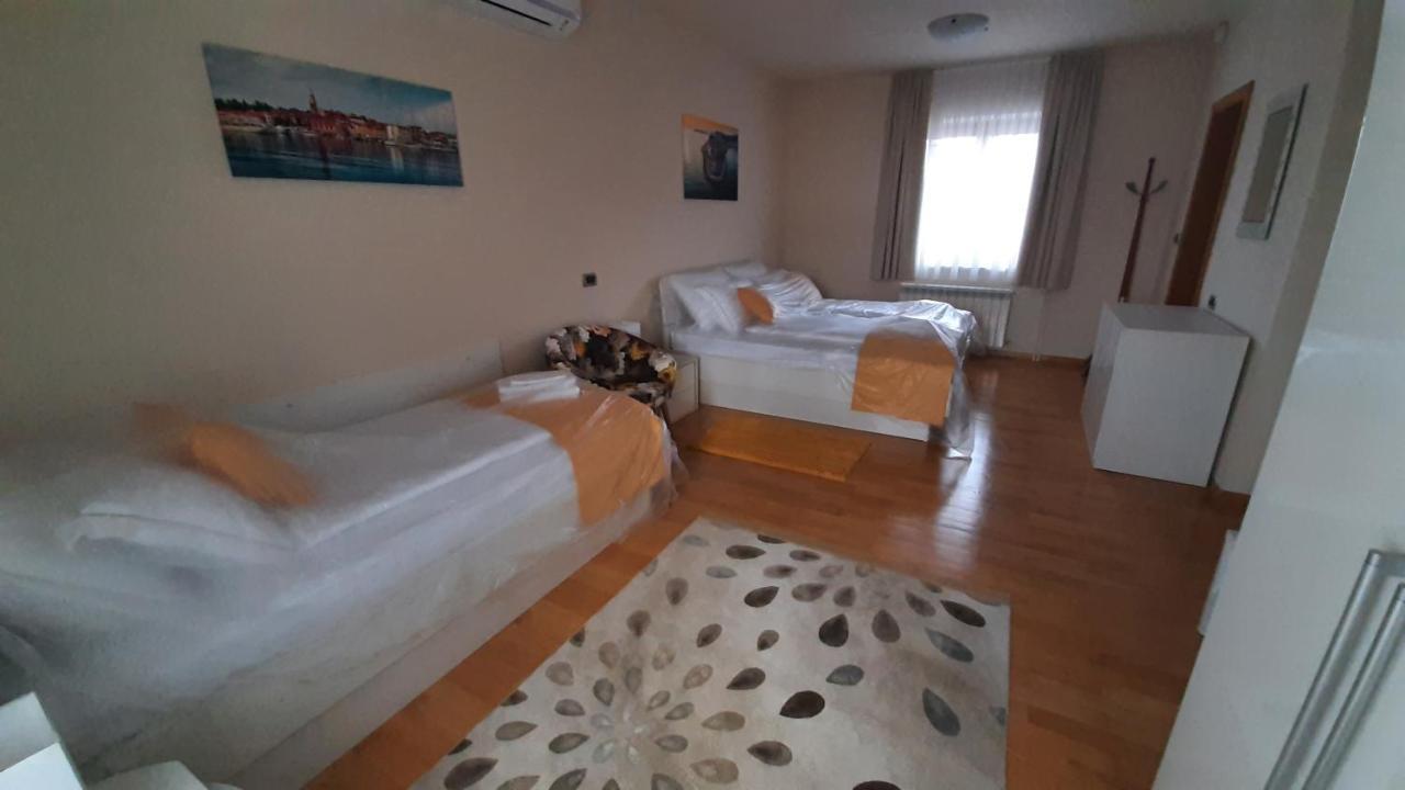 Relax Vila Kampel Koper Ngoại thất bức ảnh